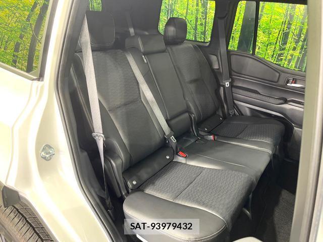 Toyota Land Cruiser 250 2024-08 8651075-9