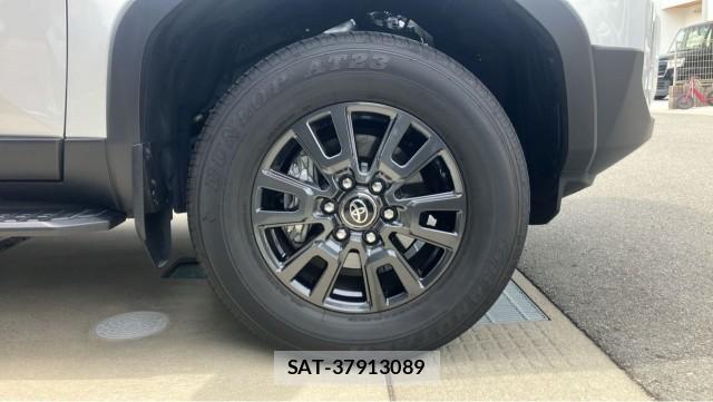 Toyota Land Cruiser 250 2025-08 8651379-8