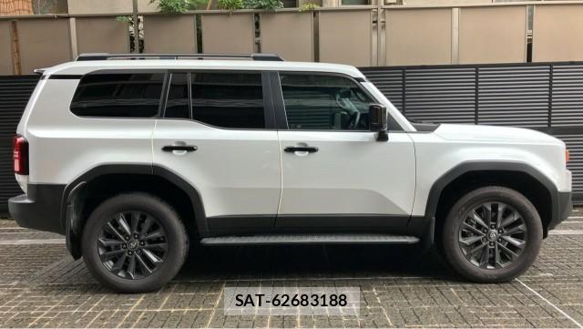 Toyota Land Cruiser 250 2024-10 8651400-3