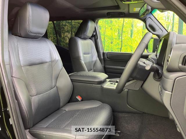 Toyota Land Cruiser 250 2024-10 8651990-7