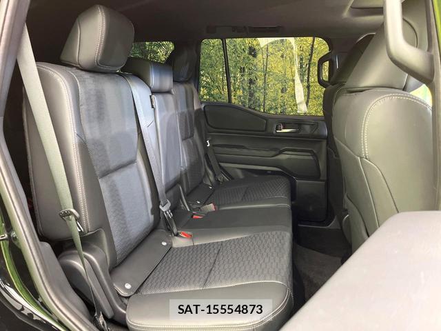 Toyota Land Cruiser 250 2024-10 8651990-8