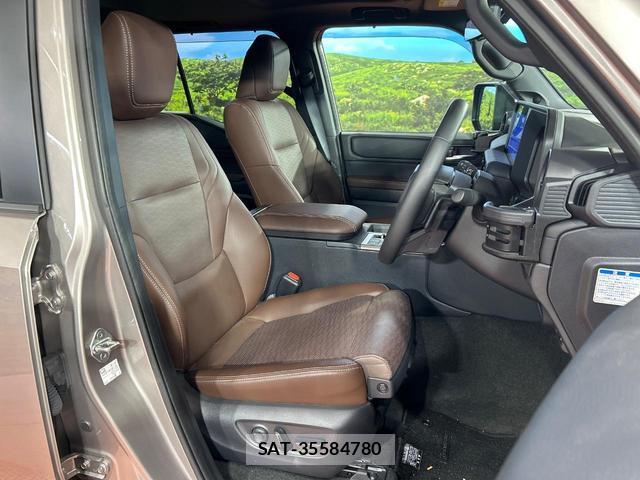 Toyota Land Cruiser 250 2025-08 8652172-7