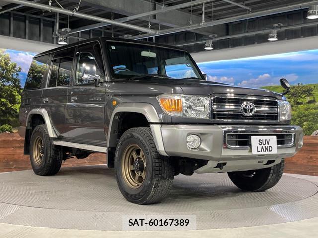 Toyota Land Cruiser 70 2014-09 8647943-16