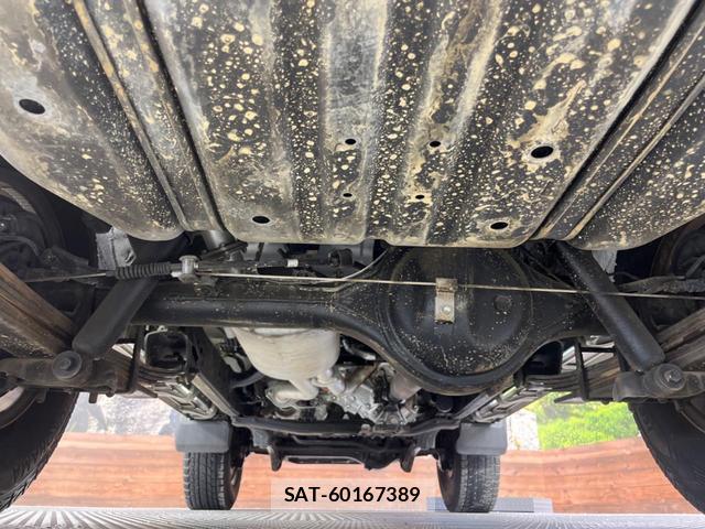 Toyota Land Cruiser 70 2014-09 8647943-19