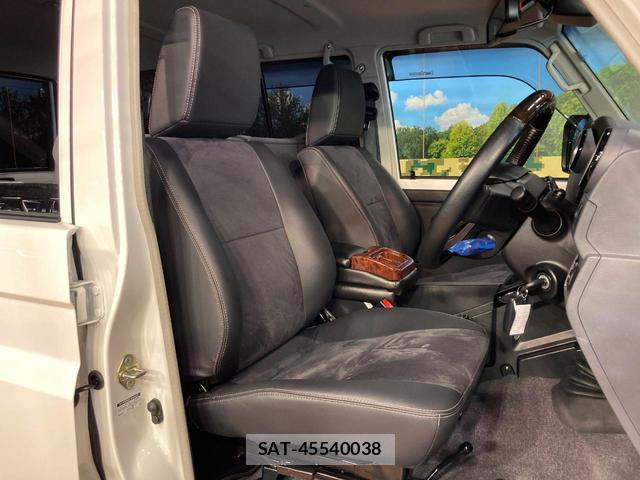 Toyota Land Cruiser 70 2024-09 8649866-7