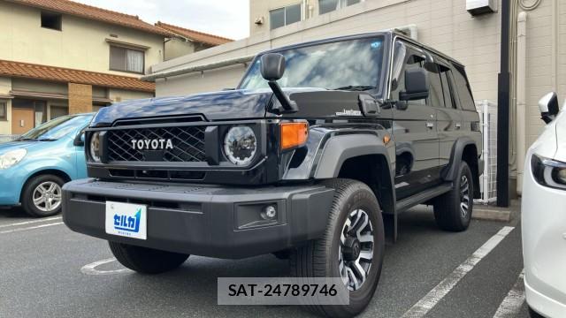 Toyota Land Cruiser 70 2025-09 8651366-0