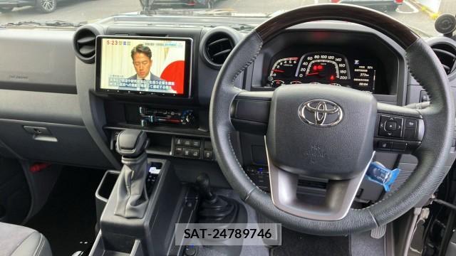 Toyota Land Cruiser 70 2025-09 8651366-16