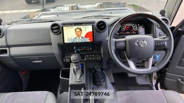 Toyota Land Cruiser 70 2025-09 8651366-2
