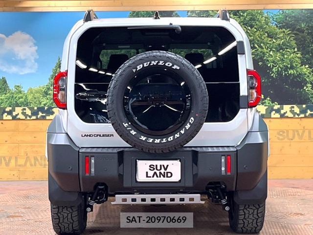 Toyota Land Cruiser FJ 2026-06 8647316-14