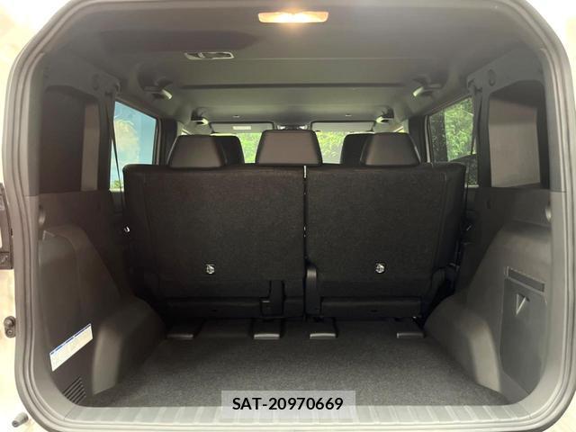 Toyota Land Cruiser FJ 2026-06 8647316-9