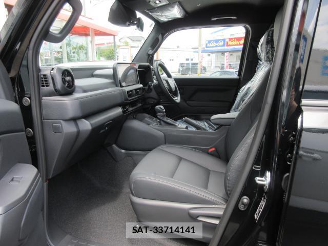 Toyota Land Cruiser FJ 2026-07 8649393-16