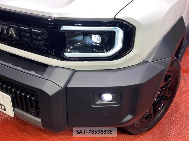 Toyota Land Cruiser FJ 2026-07 8649869-11