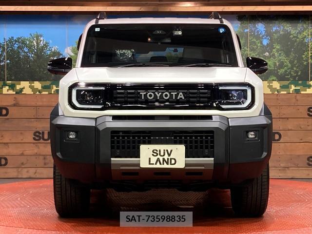 Toyota Land Cruiser FJ 2026-07 8649869-13