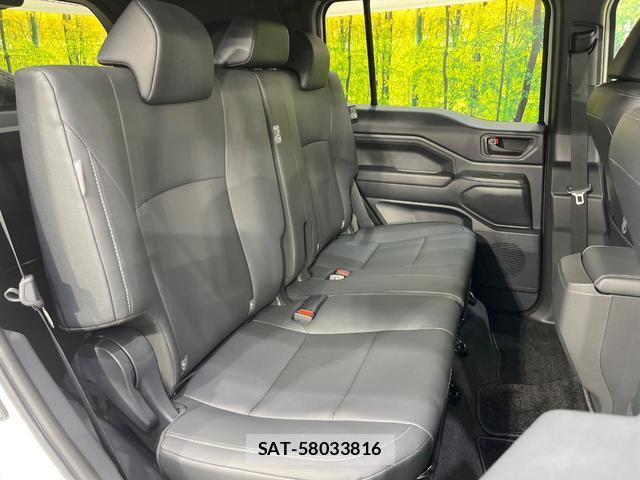 Toyota Land Cruiser FJ 2026-07 8652309-8