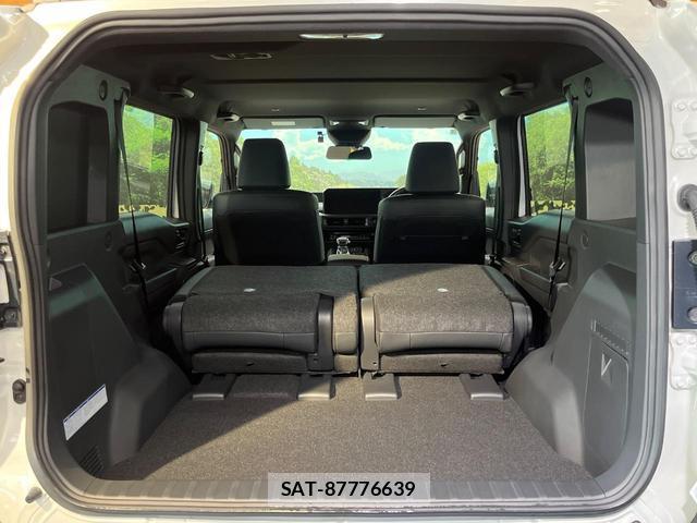 Toyota Land Cruiser FJ 2026-07 8652622-9