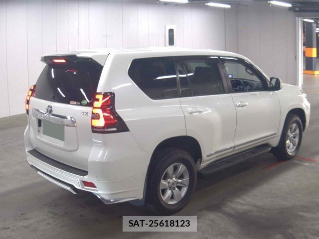 Toyota LAND CRUISER PRADO 2020-05 8647066-4