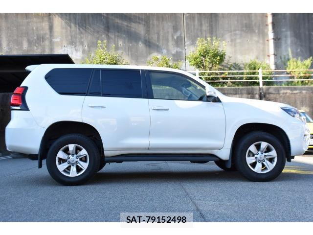 Toyota LAND CRUISER PRADO 2022-11 8647452-4
