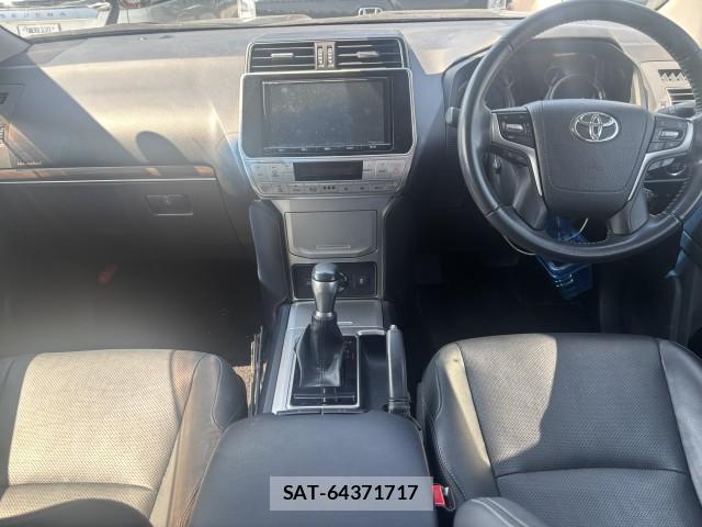Toyota LAND CRUISER PRADO 2017-10 8647587-7