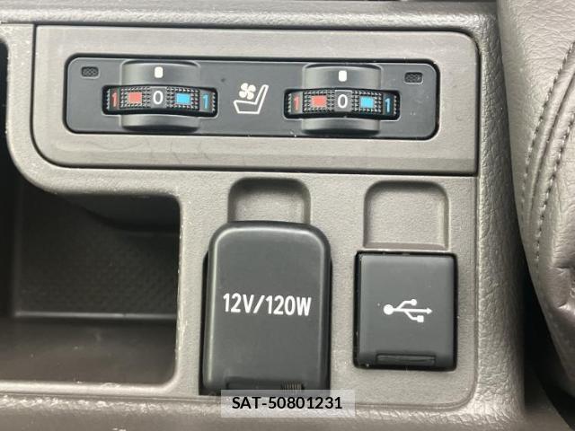 Toyota LAND CRUISER PRADO 2022-11 8647813-16