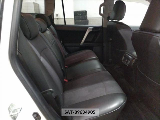 Toyota LAND CRUISER PRADO 2014-07 8648972-3