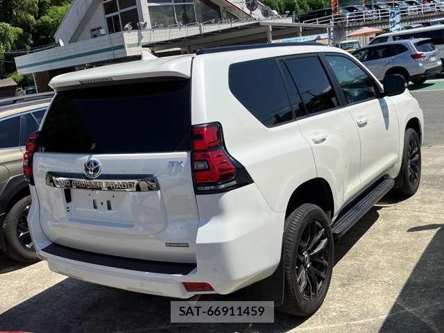 Toyota LAND CRUISER PRADO 2021-04 8649491-4