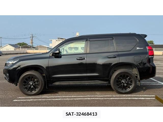 Toyota LAND CRUISER PRADO 2022 8649631-19