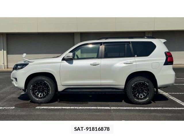 Toyota LAND CRUISER PRADO 2022 8649638-12