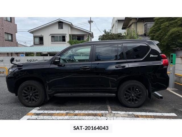 Toyota LAND CRUISER PRADO 2022 8649690-16