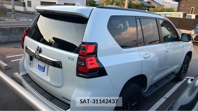 Toyota LAND CRUISER PRADO 2022-04 8651253-12