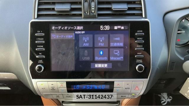 Toyota LAND CRUISER PRADO 2022-04 8651253-4