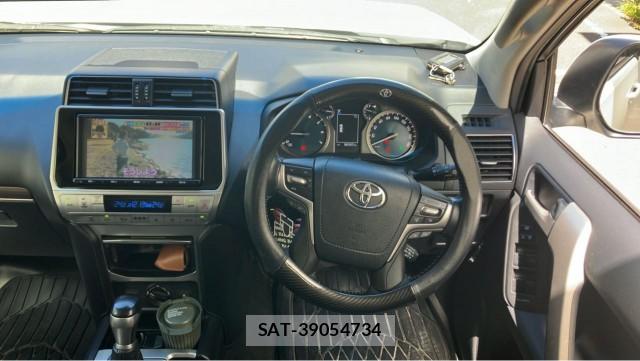 Toyota LAND CRUISER PRADO 2018-03 8651273-16