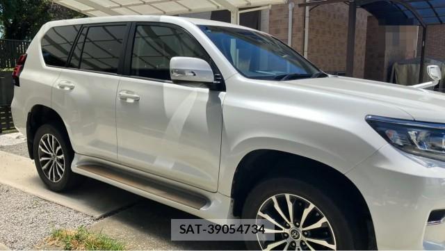 Toyota LAND CRUISER PRADO 2018-03 8651273-3