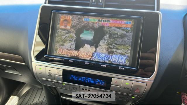 Toyota LAND CRUISER PRADO 2018-03 8651273-4