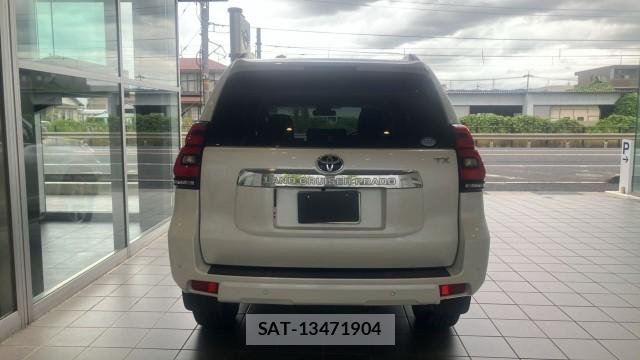 Toyota LAND CRUISER PRADO 2020-04 8651342-1