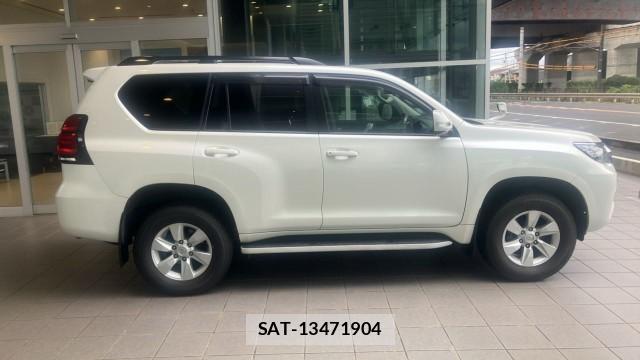 Toyota LAND CRUISER PRADO 2020-04 8651342-3