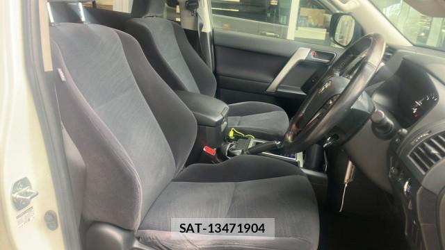Toyota LAND CRUISER PRADO 2020-04 8651342-5