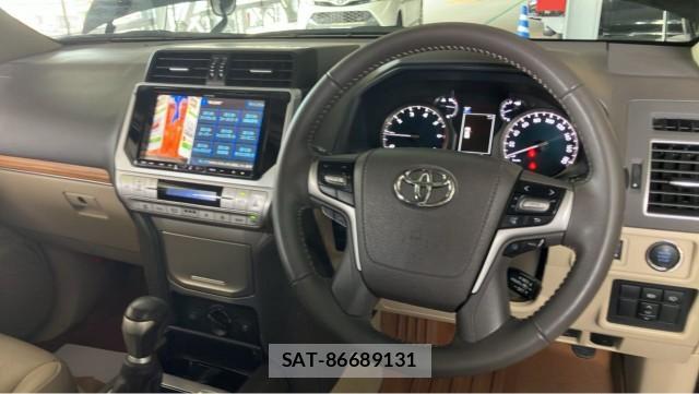 Toyota LAND CRUISER PRADO 2019-02 8651356-16