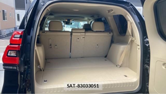 Toyota LAND CRUISER PRADO 2023-02 8651382-17