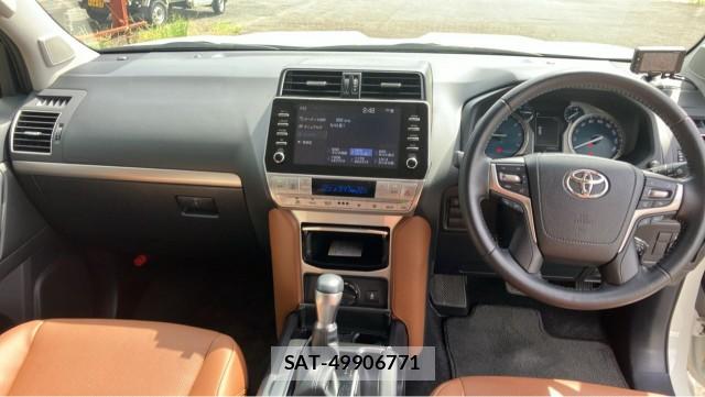 Toyota LAND CRUISER PRADO 2022-06 8651441-2