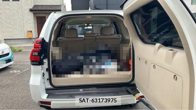 Toyota LAND CRUISER PRADO 2020-03 8651455-17