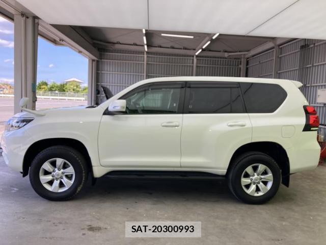 Toyota LAND CRUISER PRADO 2023-10 8652638-1