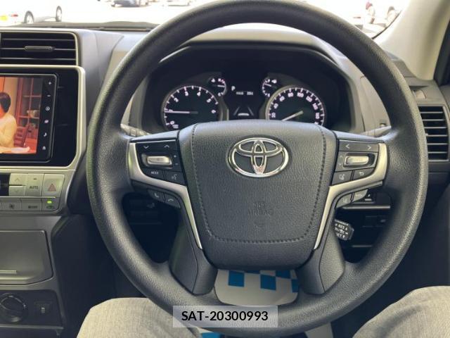 Toyota LAND CRUISER PRADO 2023-10 8652638-14