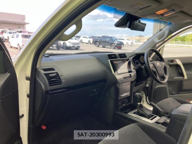 Toyota LAND CRUISER PRADO 2023-10 8652638-5