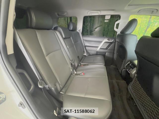 Toyota LAND CRUISER PRADO 2023-01 8652950-8