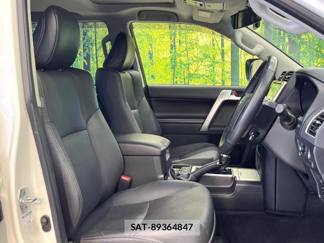 Toyota LAND CRUISER PRADO 2023-03 8653245-7