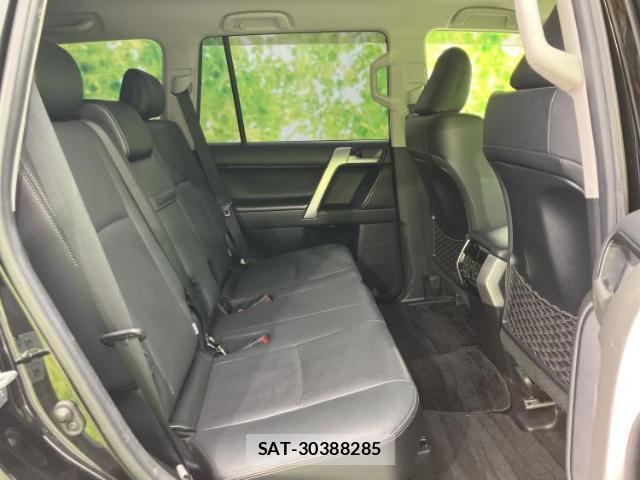 Toyota LAND CRUISER PRADO 2023-09 8653455-4
