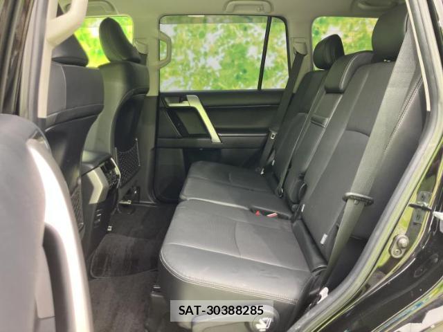 Toyota LAND CRUISER PRADO 2023-09 8653455-6