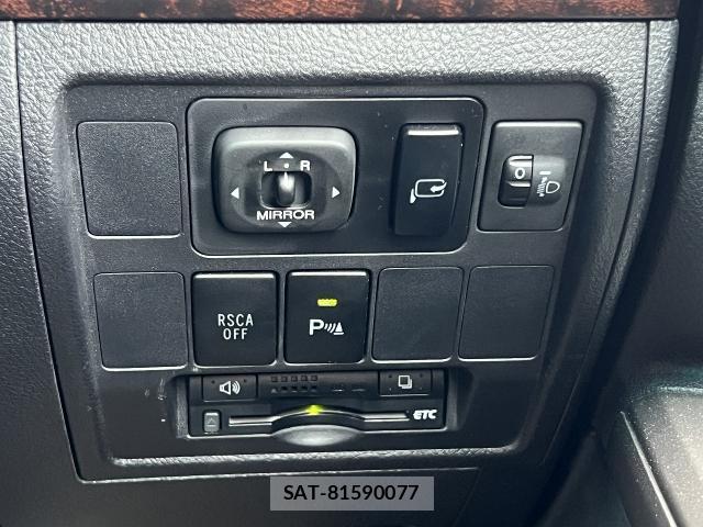 Toyota LAND CRUISER 2010-11 8647246-16