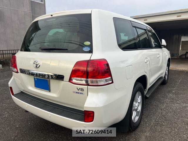 Toyota LAND CRUISER 2008-02 8648696-13