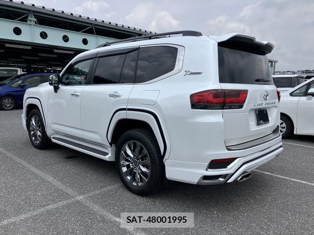 Toyota LAND CRUISER 2023-06 8648797-1